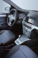 Opel Astra 2005 года